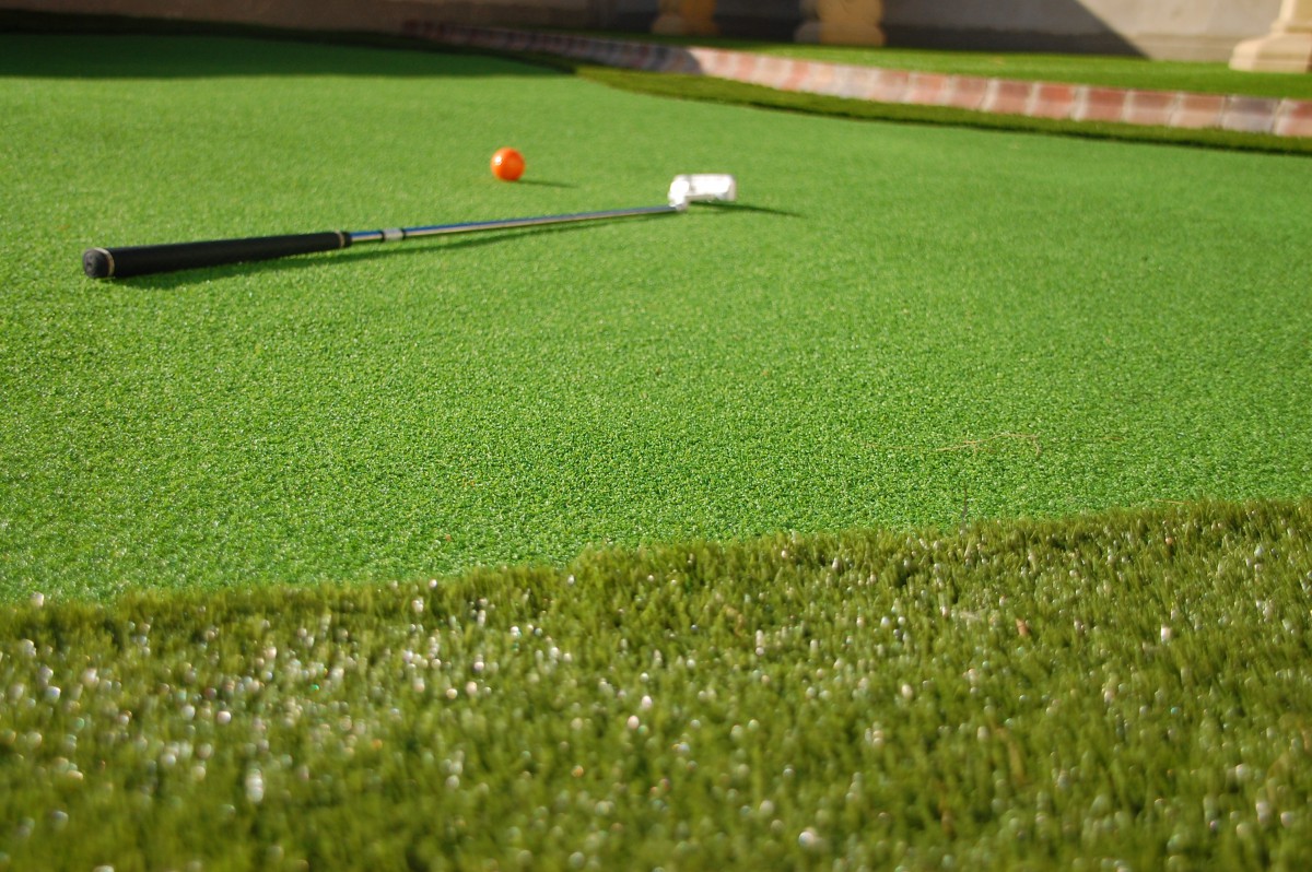 Artificial Grass Putting Green Uses Application