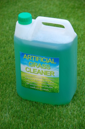 Artificial Grass Cleaner